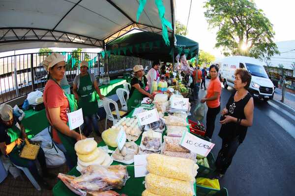 Este jueves habrá "Feria de la agricultura familiar campesina" » San Lorenzo PY