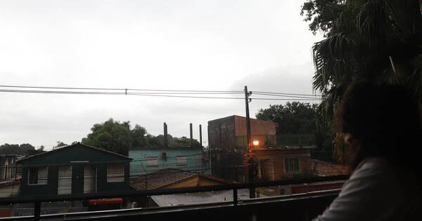 La Nación / Mitad de semana fresca a cálida y lluvias dispersas