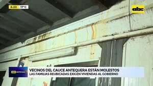 Video: Vecinos del Cauce Antequera están molestos - ABC Noticias - ABC Color