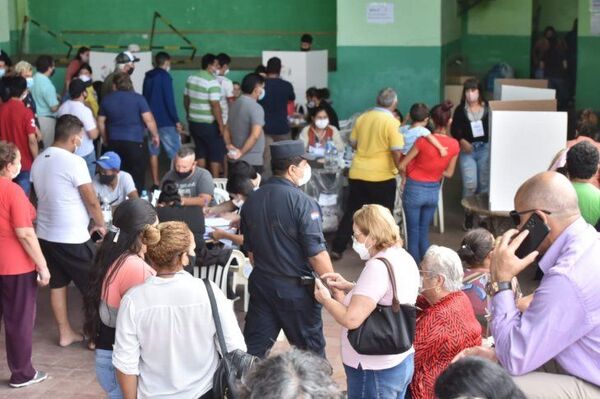 Elecciones 2023: Ley establece solo 3 minutos para cada votante