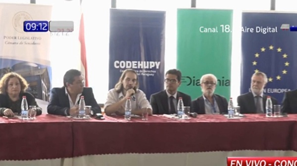 Presentan proyecto de ley de protección para periodistas y defensores de DDHH - Noticias Paraguay