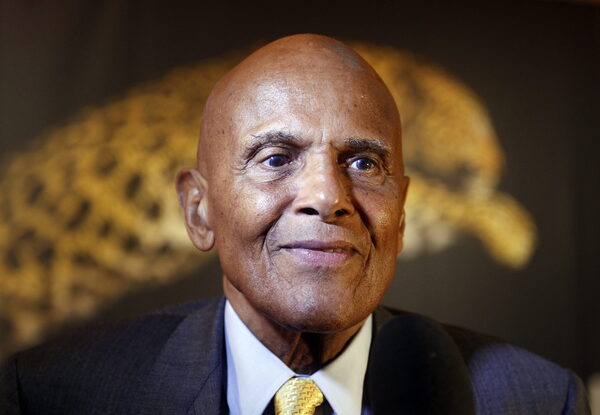 Murió Harry Belafonte, cantante actor y activista político - C9N