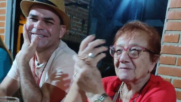 Se casó con uno 30 años menor: "Nunca tuvimos problemas por la diferencia de edad"
