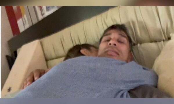 (VIDEO)”Pipino” no tuvo permiso para trabajar y fue “apretado” por su doña
