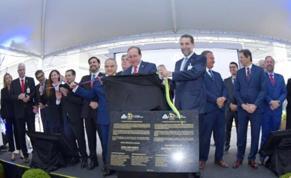 A 50 años del Tratado de Itaipu afirman que trajo progreso a países