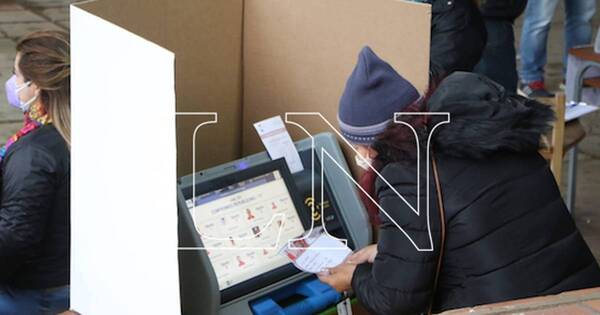 La Nación / Cada elector tiene 3 minutos para votar, según lo establecido en el Código Electoral