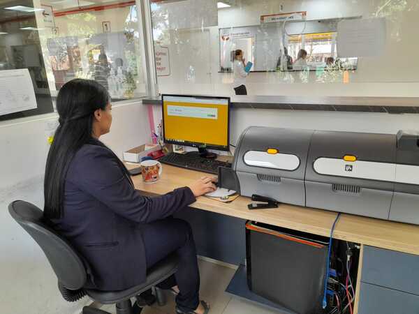 Solucionan problemas de impresión de licencias de conducir en Encarnación
