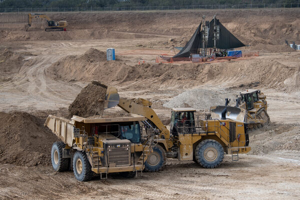 Canadá advierte a México que tiene que consultar la reforma del sector minero - MarketData