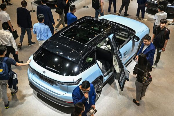 Mercado mundial de autos eléctricos muestra fuerte crecimiento