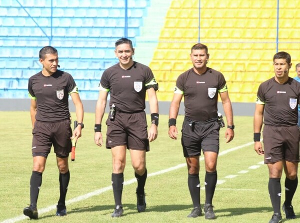 Estos son los árbitros para la cuarta fecha - APF