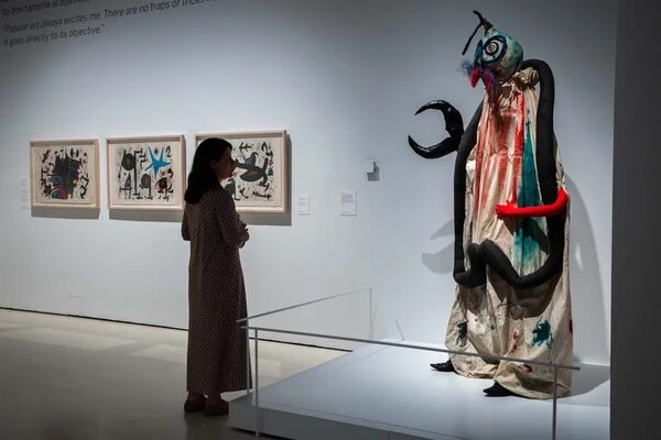 Las colecciones privadas de Joan Miró o Antoni Tàpies ven la luz en ‘Dioses, magos y sabios’ de CaixaForum Madrid - Viajes - ABC Color