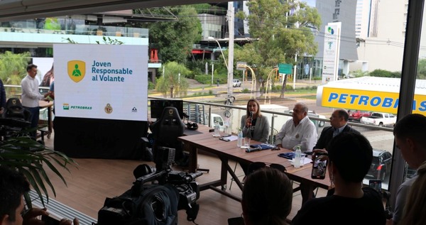 Lanzan campaña para fomentar el manejo responsable entre los jóvenes