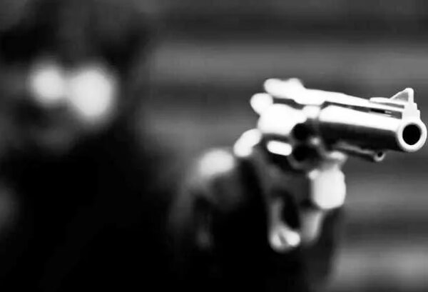 Matan a un hombre de un disparo en plaza pública de Fernando de la Mora - Policiales - ABC Color