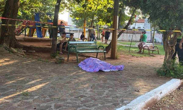 Asesinan a tiros a un hombre en una plaza de Fernando de la Mora - OviedoPress