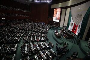 El Congreso de México aplaza votación para reducir la jornada laboral - MarketData