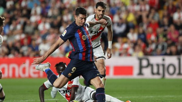 El Barcelona tropieza en Vallecas