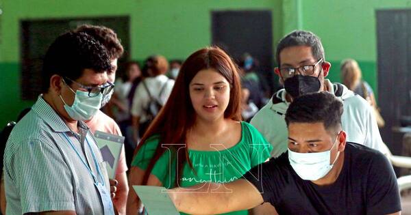 La Nación / TSJE presenta la campaña “Mi primer voto”, incentivando el voto joven