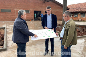 Intendente Acevedo verifica avances de remodelación y obras de construcción en Hospital Regional de Pedro Juan Caballero - El Nordestino