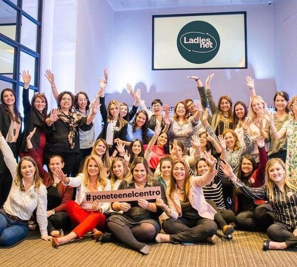 Conocé la Escuela y Comunidad de Negocios para Mujeres de Paraguay