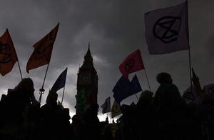 ONU denuncia nueva ley británica que limita derecho de protesta pacífica - Mundo - ABC Color