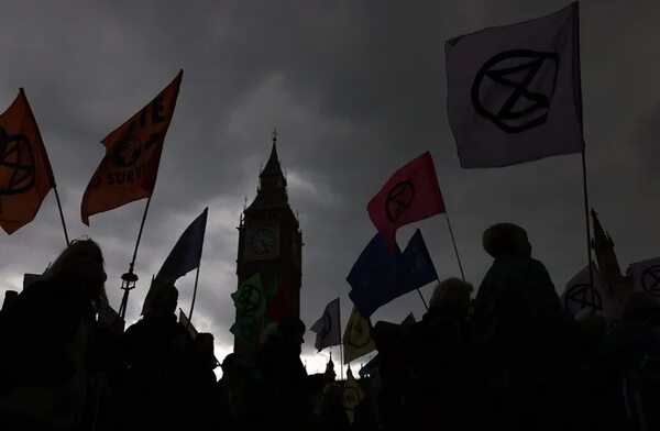ONU denuncia nueva ley británica que limita derecho de protesta pacífica - Mundo - ABC Color
