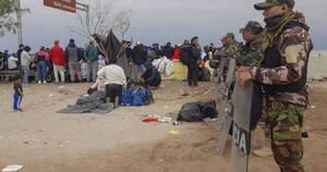 La Nación / Perú militariza sus fronteras con Chile por migrantes indocumentados