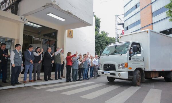 Junta Cívica denuncia que camión que transportaba útiles electorales llegó sin precinta de seguridad