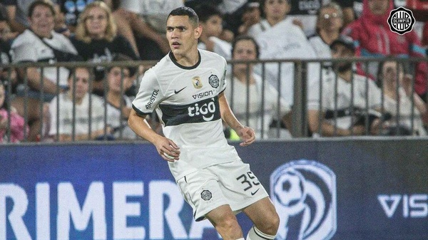 Con dos juveniles y un solo punta: El equipo que pondría Olimpia para chutar ante el "Triqui"