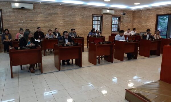 Cambian día de sesión en CDE