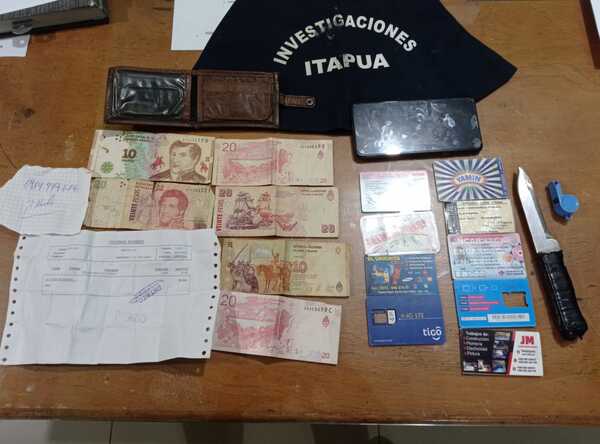 Pidieron dinero a cambio de entregar documentos robados - C9N