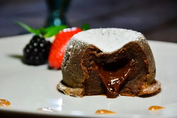 Volcán de chocolate: un postre que no pasa de moda - Gastronomía - ABC Color