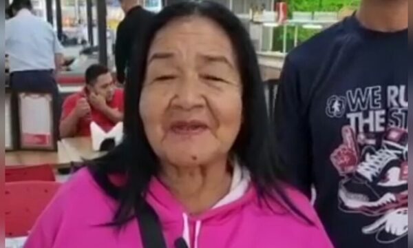 (VIDEO) ¡Ña Rufina votará a Santi Peña!