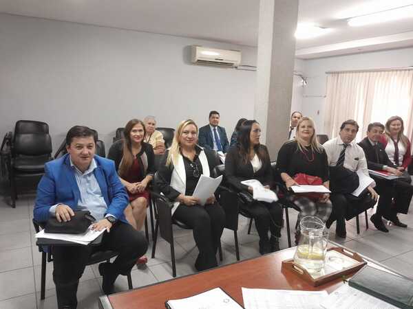 Fiscales de Central coordinan tarea para elecciones del domingo