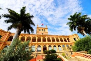 CONTINUISMO Y CAMBIO SE PULSEAN, CON UN ANTISISTEMA AMENAZANTE