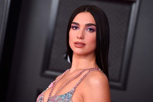 Dua Lipa anda de amores con un francés 14 años mayor que ella - C9N