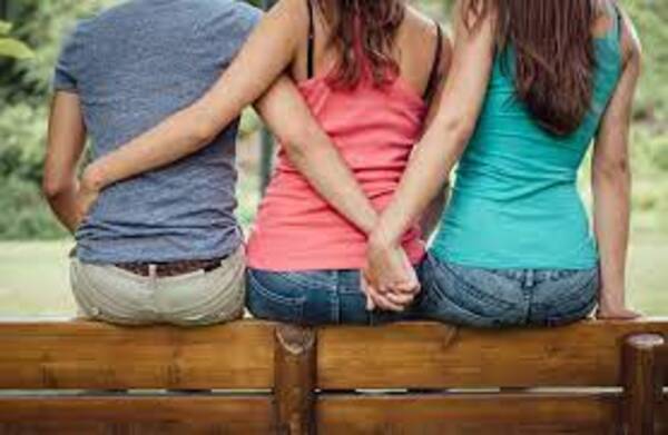 Poliamor: mujer se enamora de la amante de su pareja - C9N
