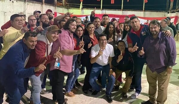Itaipú incorpora y asciende a seccionaleros, a días de las elecciones - Política - ABC Color