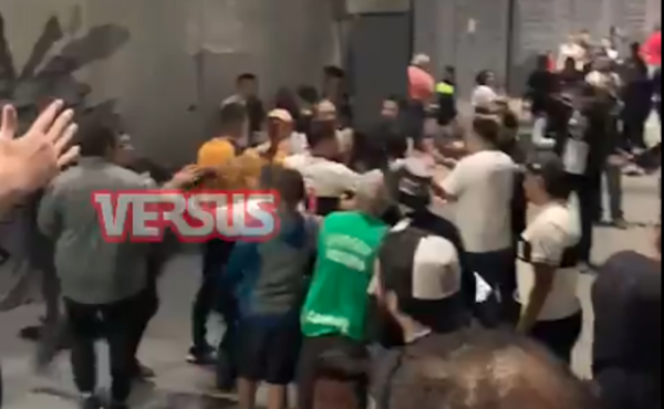 Versus / ¡Escándalo sobre el final! Familiares de jugadores a las trompadas con los hinchas