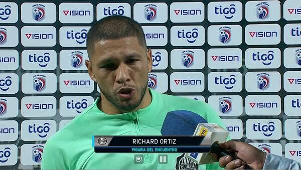 [VIDEO] El bombazo que Richard Ortíz le lanzó al DT Diego Aguirre
