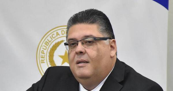 La Nación / Fiscal revela “cajoneo” del caso facturas falsas