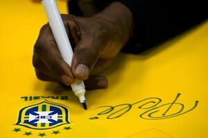 Pelé ingresa al diccionario - Fútbol Internacional - ABC Color