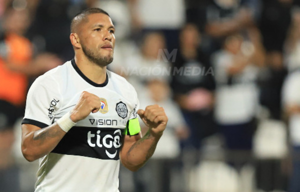 El esquema de Diego Aguirre le “cuesta” a Olimpia