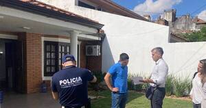 La Nación / Allanan una vivienda por venta irregular de accesorios de aparatos telefónicos