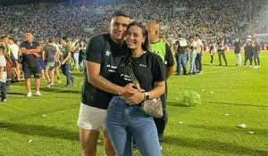 En medio de la tormenta, pelotero franjeado recibió un alegrón