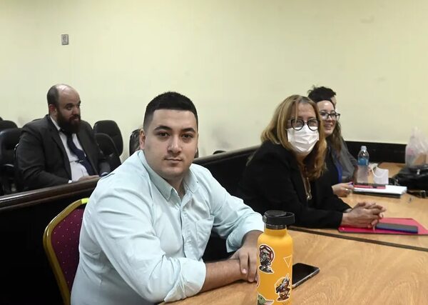 Caso bombas molotov: confirman a tribunal para juicio oral a Stiben Patrón y otros - Nacionales - ABC Color