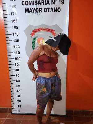Detenien a mujer que atacó a su ex pareja con machetillo