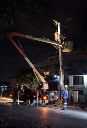 La eléctrica estatal cubana prevé apagones en el 26 % del país este viernes - MarketData