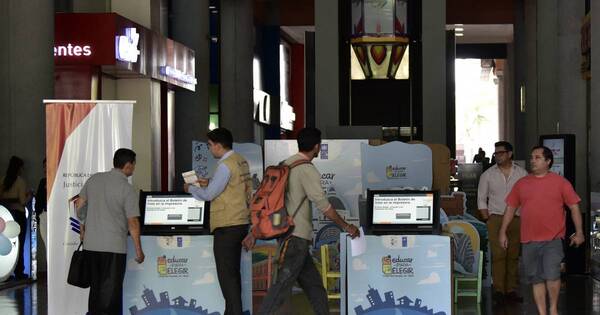 La Nación / Decisión del TSJE para multar por no votar fue apresurada, dicen