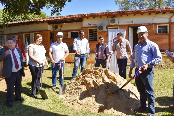 Gobernación de Itapúa inicia obras de ampliación en Centro de Salud de San Cosme y Damián