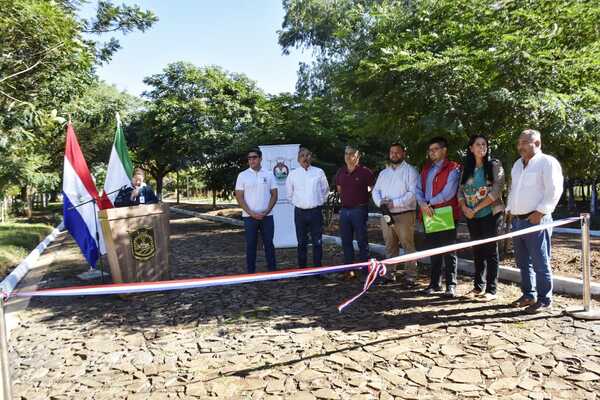 GOBERNACIÓN INAUGURA PAVIMENTO EMPEDRADO EN CORONEL BOGADO